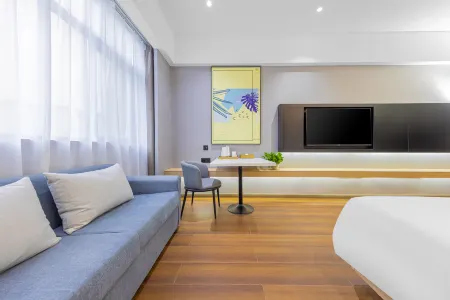 CHEERMAY HOTELS·Jiangling Central Peninsula Branch