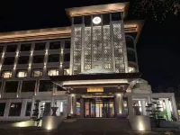 Fumaozhai Hotel(Zibo Liantong Road Store)