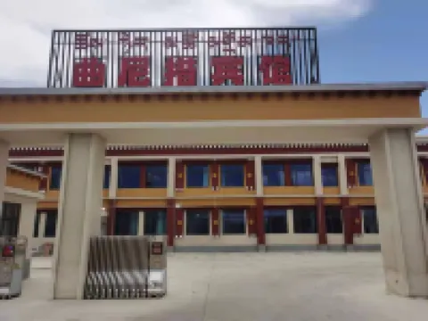 Qunicuo Hotel Hotels in Zhongba