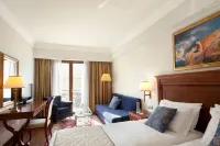 Electra Palace Athens Hotels in Athen