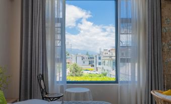 Floral Hotel·View Frame Garden Hotel (Dali Ancient City)