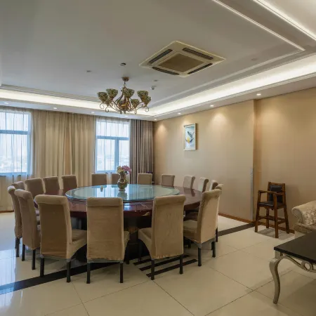 Motel 168 (Fuyang Funan Dicheng North Road)