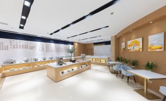 Starway Hotel (Kunshan Golden Eagle International Shopping Center store)