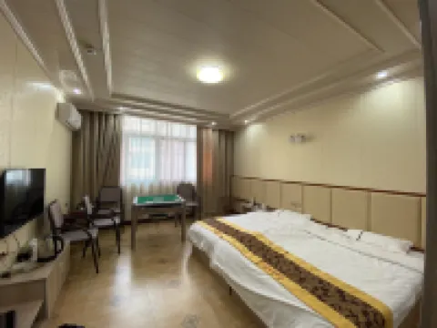 Chengkou Yanghao Village Hotel