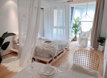 Lele Ma Apartment (Beijing Wangjing Soho Hesheng Qilin Shop)