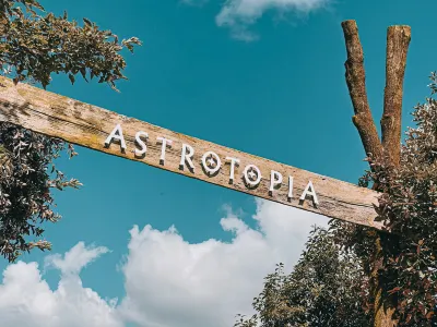 AstroTopia Các khách sạn gần Ga Lệ Giang