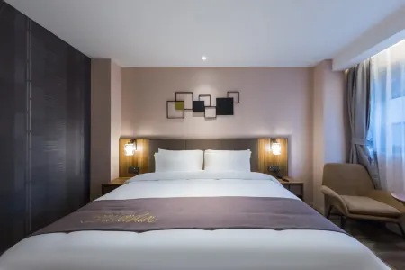 Homeinn Plus Hotel (Guiyang Pen Shuichi Dashizi Area)