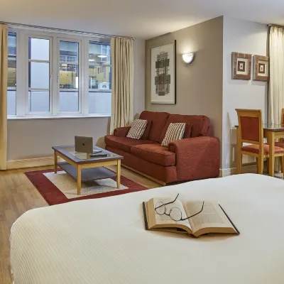 Marlin Apartments London City - Queen Street Hotels near St Paul's Cathedral