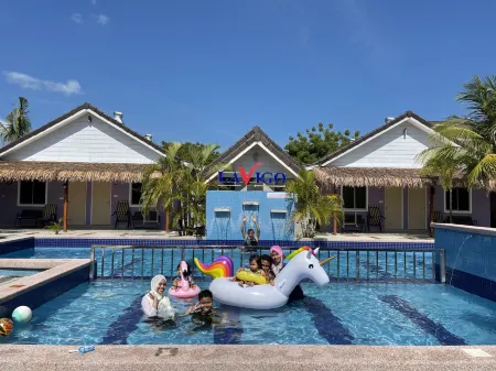 Lavigo Resort Отели рядом с достопримечательностью «Masjid Kampung Bayas (Masjid Jamei Al-Tasneem)»