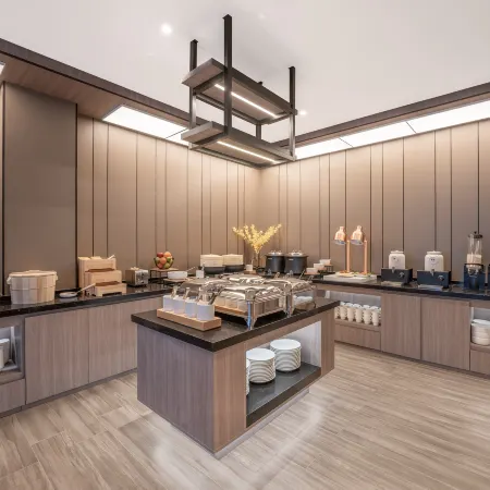 HanTing Hotel (Honghezhou ASEAN International Expo City)
