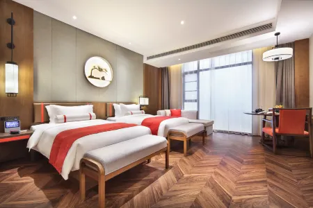 Ease Hotel Yi (Wuhan Donghu Liyuan Yuejiazui Metro Station) Отели рядом со станцией Wuhan Railway Station