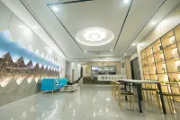 Yujing Light Luxury Apartment (Haifeng Food Street Branch)