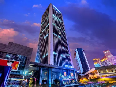 Lavande Hotel (Chongqing Nanping Pedestrian Street, Gongmao Metro Station) Отели рядом с достопримечательностью «Yangzidao Holiday Club»