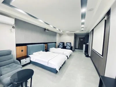 xinyangjingguangsahngwubinguan Отели рядом со станцией Huangchuan Railway Station