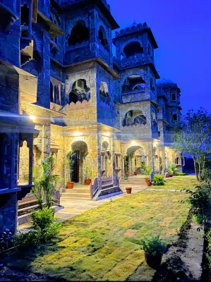 Indraprasth Heritage Resort Hotel dekat Veer Shiromani Jhala Deda ji Ki Chatri