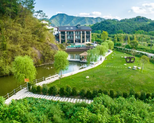 DI HU YUE SHE light luxury hotel Jinyun İlçesi otelleri