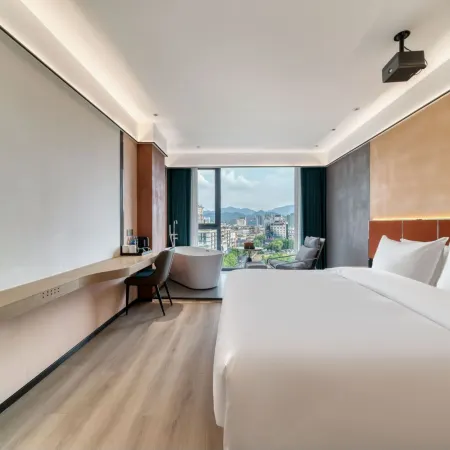 Urba Hotel (Lishui College Central Hospital)