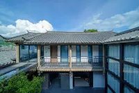 Lijiang Anlu Private Soup Hotel Các khách sạn gần Jiuding Long Pond