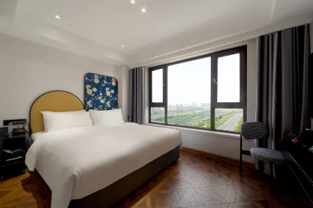 ALBERT HOTEL