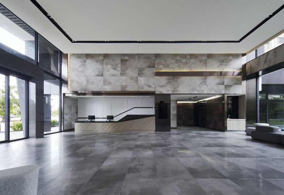4. CP HOTEL..