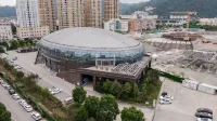 Pingyang Huating Hotel - parking
