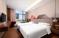 Borrman Hotel (Qianjiang High-Speed Railway Station Lobster City) Hotels in Qianjiang