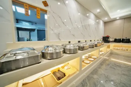 GreenTree Inn Shanghai Baoshan Yanghang Shuichan Road Hotel Отели рядом с достопримечательностью «Shanghai Jiguang Polytechnic College»