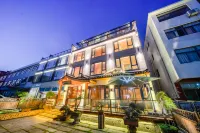 Pillow Songbieyuan Homestay (Jiuhua Mountain Scenic Area Shangshan Transfer Center Branch) - parking