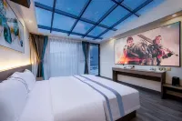 Qingquan Elegant Restaurant (Wawu Mountain Scenic Area) - วิวภูเขา