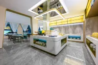 Starway Hotel (Changzhi Bayi Plaza Taihang Park) - parking
