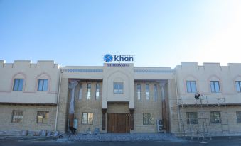 1. 칸 호텔 사마르..