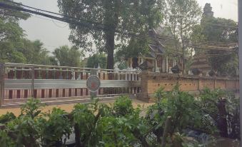 Kaysorn Residence and Guest House