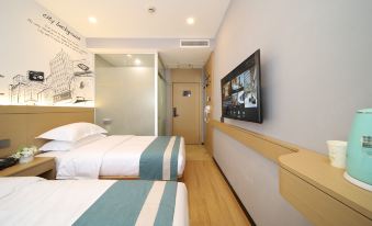 City's Fringe Hotel (Zhengzhou High-speed RailEast Station Greenland Window Branc)