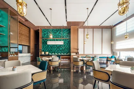 Atour Hotel Huangzhou Yiai Lake, Huanggang