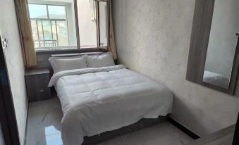Zhiguo Hotel