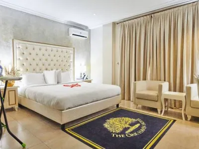 Oak Haven Hotel & Suites Hotel a 
