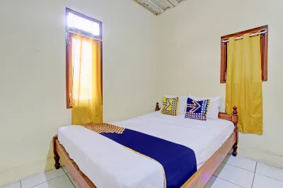 SPOT ON 92930 Syifa Guest House Syariah Hotel dekat Masjid Agung Kabupaten Tegal