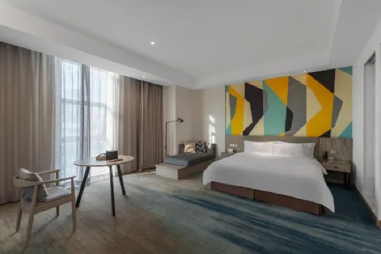 Kaisa Keyu Hotel (Shenzhen East Railway Station Buji Subway Station)