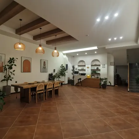 Van Mo Boutique Hotel