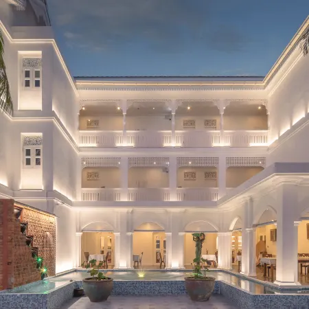 Lanna Inthan Hotel & Resort