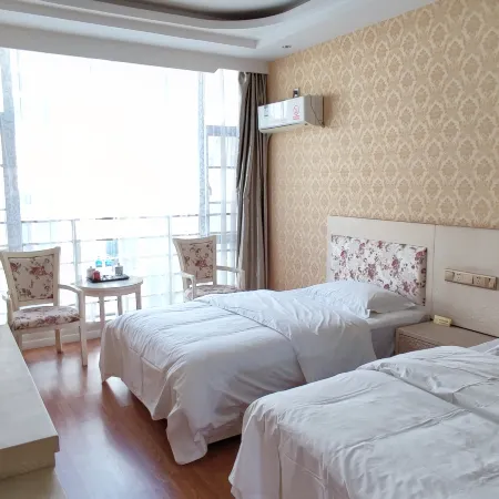Yunxian Wanhao Hotel