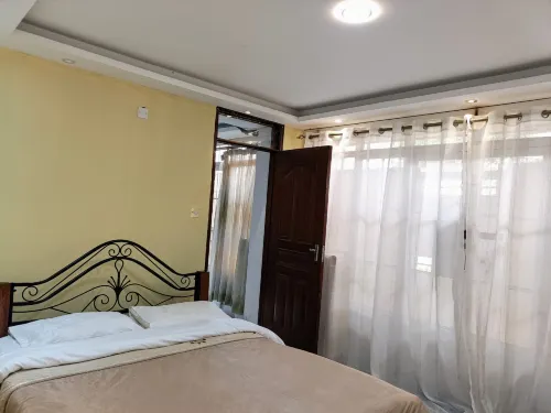 Redhill Cliff Complex Các khách sạn ở Gikuni Shopping Centre