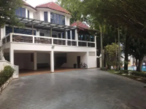 芙蓉格蘭德別墅-由優布克酒店管理