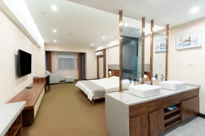 Qiqihar Jingyue Holiday Hotel Hotels near Longsha Zoological and Botanical Gardens