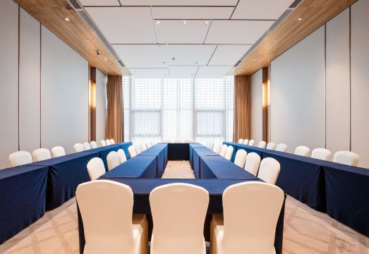 5. 판징 톈푸 호텔..