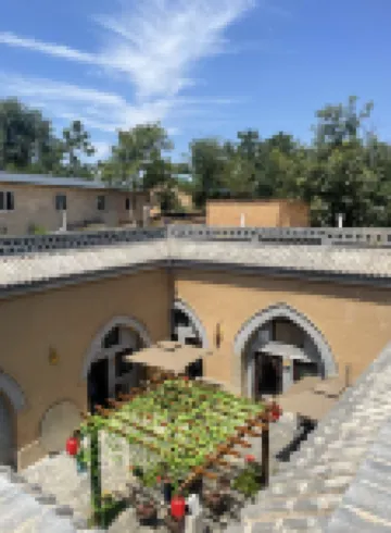 Chunlei Dikengyuan Homestay