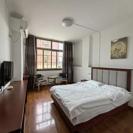 Hongya Hotel Отели в г. Чэнгу