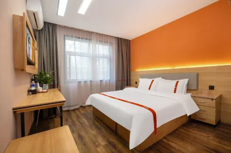 ShellHotel Отели рядом с достопримечательностью «Henan University of Science and Technology (Xiyuan Road)»