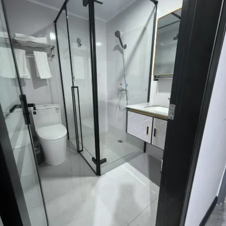 Tonglu Hefengyuan Hotel Отели рядом с достопримечательностью «Дружественная больница Чунцзян-Роуд (отдел Чунцзян-Роуд)»
