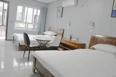 Jinghe Huijiayuan Business Hotel Hotels near Tuotuo Township